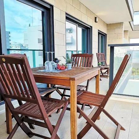 Rocha Prime 2 Bed Apart, Praia Da Rocha, 2min Walk To The Beach Portimao