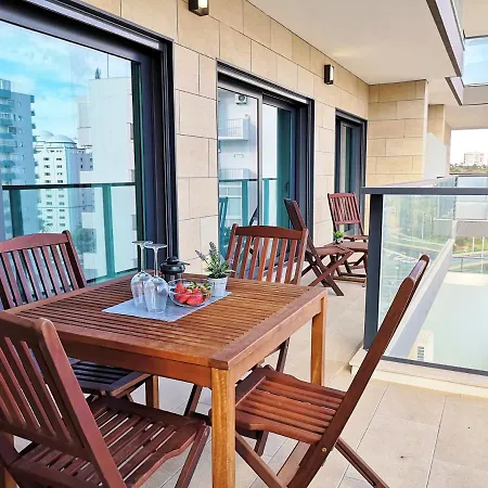 Rocha Prime 2 Bed Apart, Praia Da Rocha, 2min Walk To The Beach Portimao