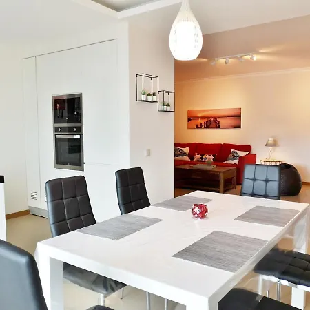 Rocha Prime 2 Bed Apart, Praia Da Rocha, 2min Walk To The Beach * Portimao