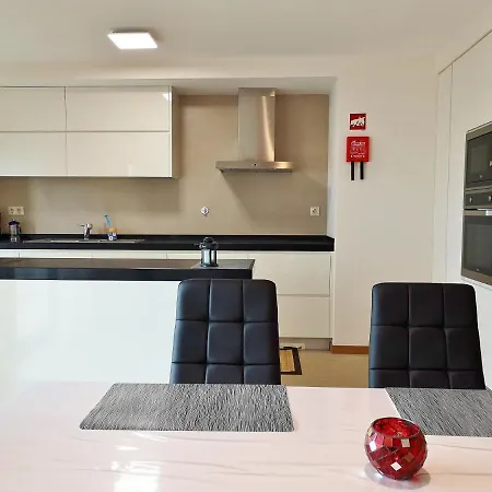 Rocha Prime 2 Bed Apart, Praia Da Rocha, 2min Walk To The Beach * Portimao